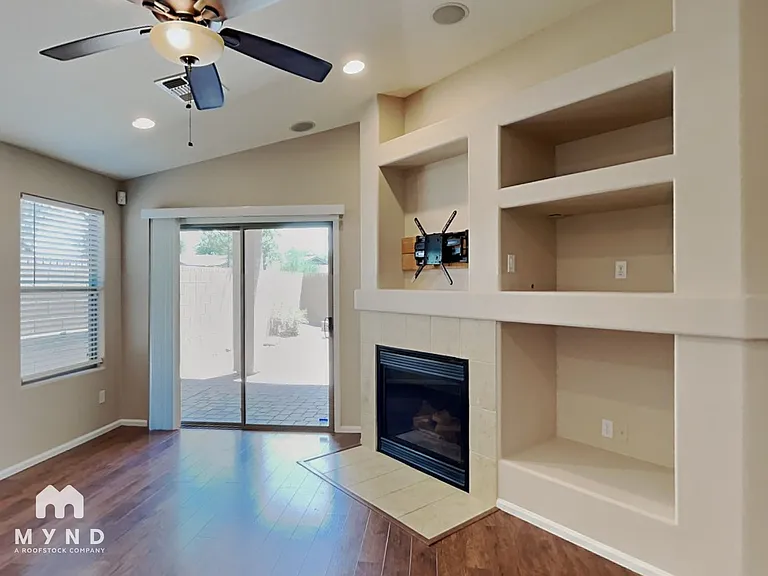 4265 E Bonanza Rd — Photo 20