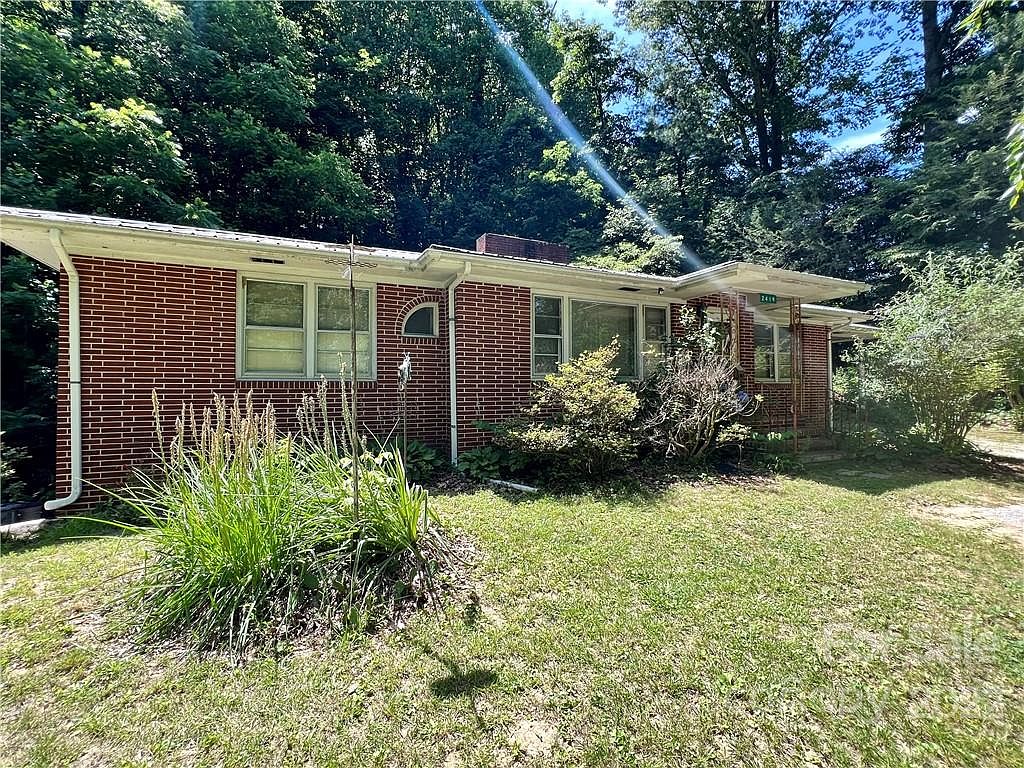 2419 Greater Druid Hills Blvd, Hendersonville, NC 28791 Zillow
