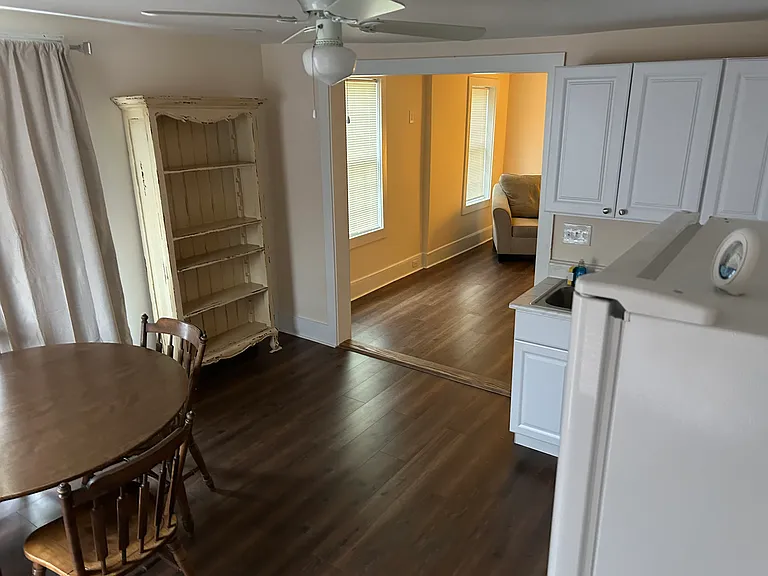 113 E Main St #C — Photo 2