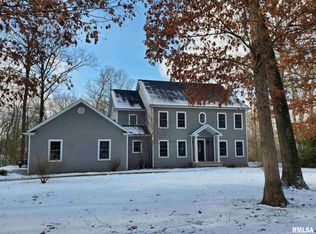 1515 Grove Ln, Metamora, IL 61548