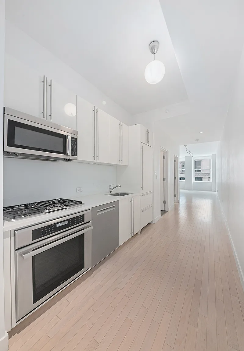 60 West 20th Street — Photo 2
