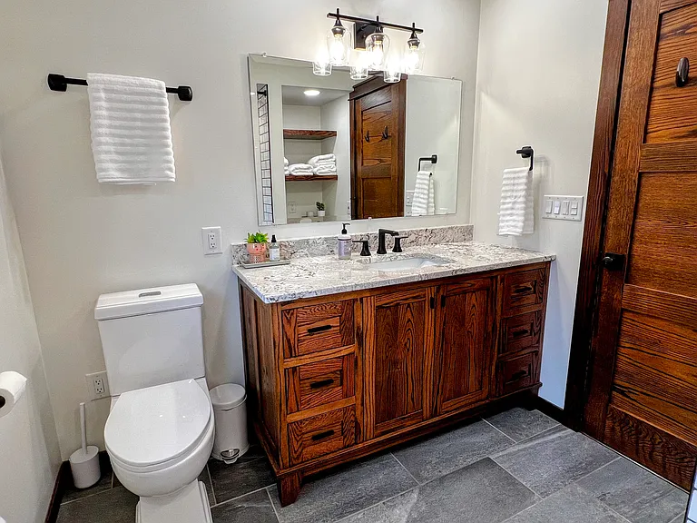 228 W Lexington Blvd — Photo 13