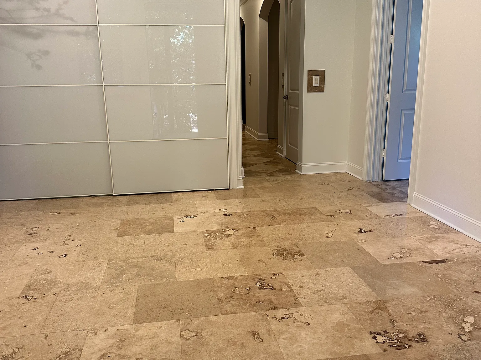 2 bed, 2500 sqft, $2,000 — Photo 4
