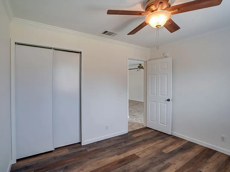 8405 Winter Haven Rd — Photo 15