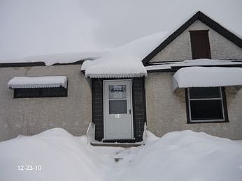1st image of 388 Earl St