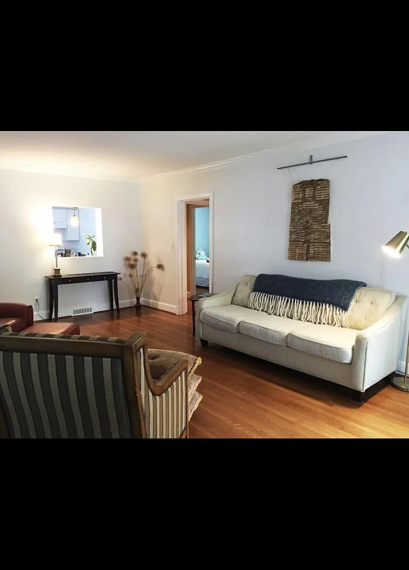 215 W Avondale Dr — Photo 4