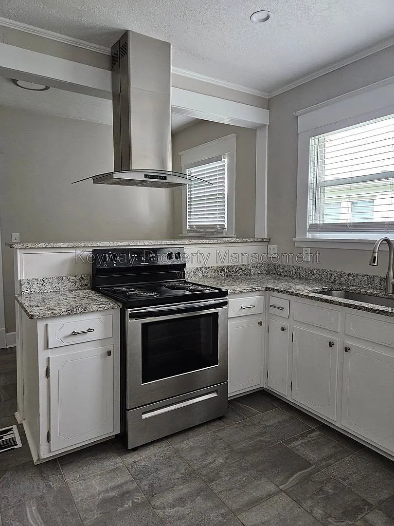 3 bed, 2.0 bath, 1530 sqft, $1,450 — Photo 4