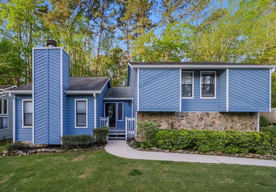 1st image of 6824 Creekwood Dr