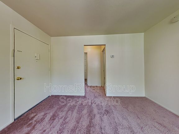 3rd image of 1917 24th St #3
