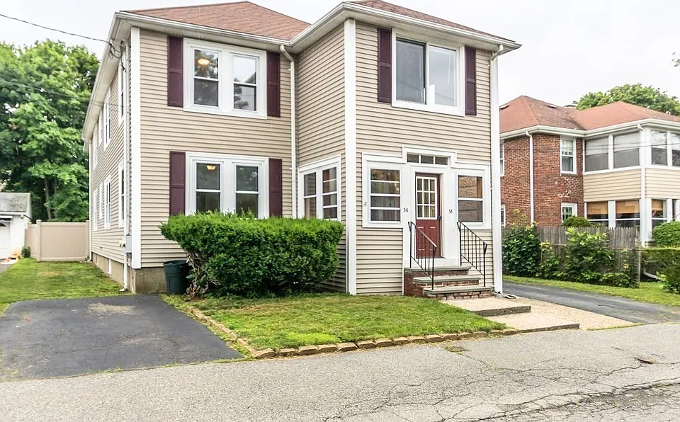 38 Bennett St #2
