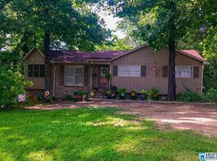 548 Sunhill Rd NW, Center Point, AL 35215