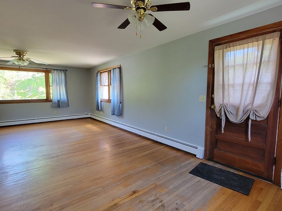 1st image of 18 Parsonage Rd Floor 2