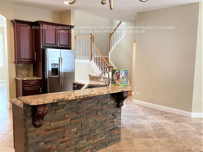 9761 Oak Crest Rd — Photo 8