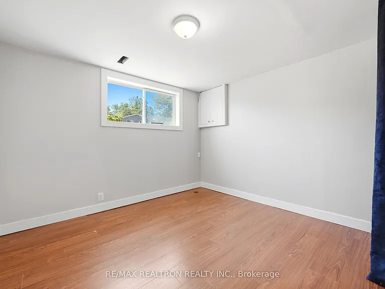 13 Springdale Dr #LOWER — Photo 15