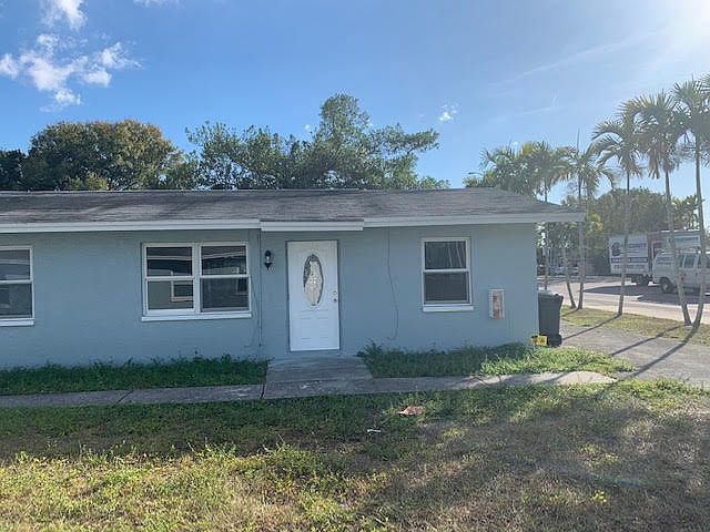 1st image of 2947 Evans Ave #3B