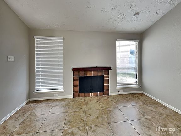 2nd image of 7826 Gatehouse Dr