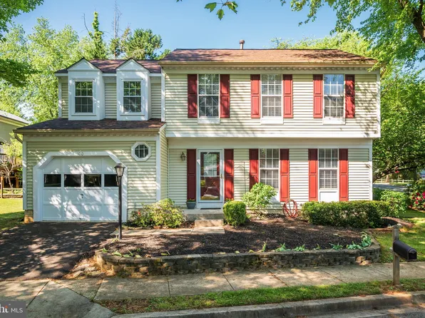 100 Pembrooke View Ln, Gaithersburg, MD 20877