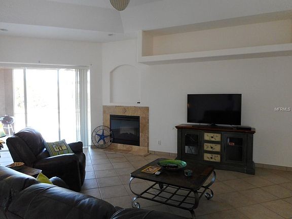 3rd image of 7 Hyde Ct Unit A