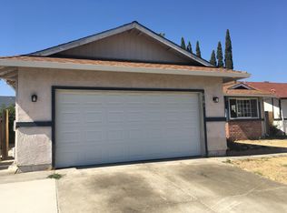8161 Steinbeck Way, Sacramento, CA 95828