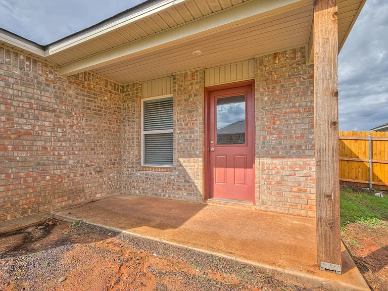 9724 Saddle Dr — Photo 29