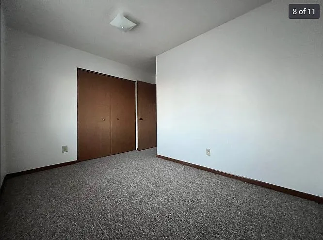 1097 Apple Ave — Photo 9