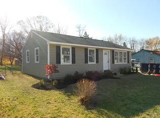 736 Aston Martin Dr, Lindenwold, NJ 08021