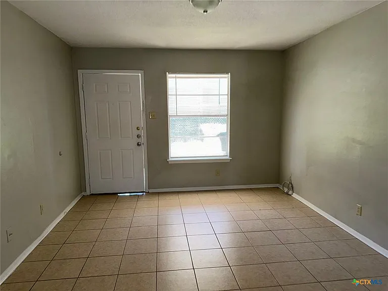 1207 Charisse St #D — Photo 12