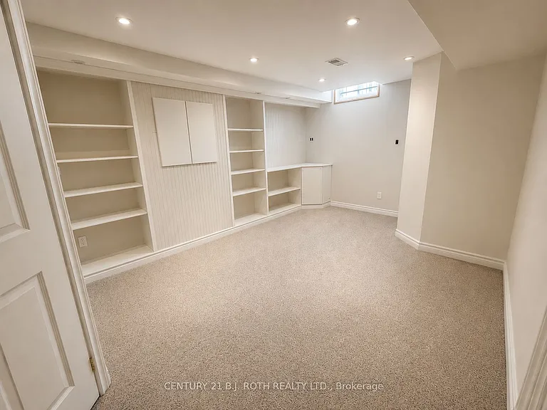 66 Sprucedale Way #66 — Photo 18