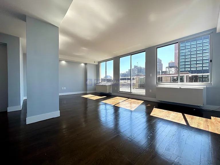 703 W 171st St #8 — Photo 2