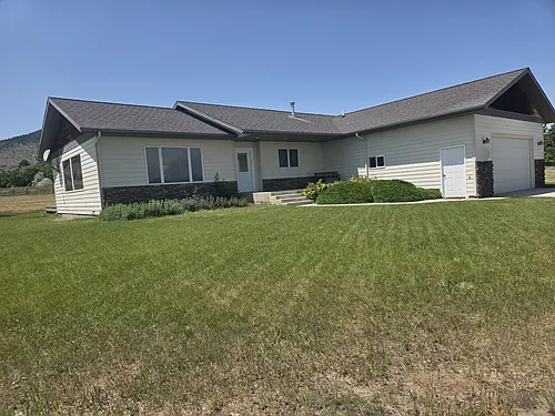 6000 Greenfield Loop Photo 1
