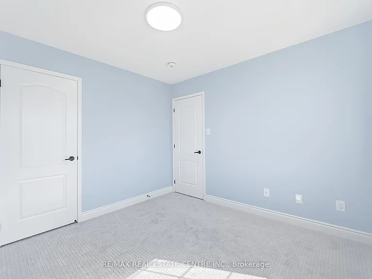 15 Heatherdale Dr — Photo 30
