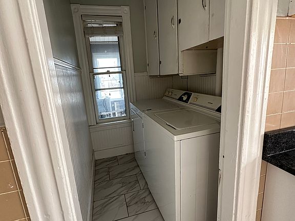 Washer Dryer Area