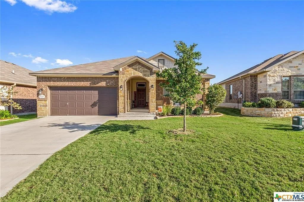 Building Photo - 5715 Drury Ln