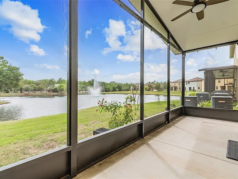 11027 Tahiti Isle Ln — Photo 51