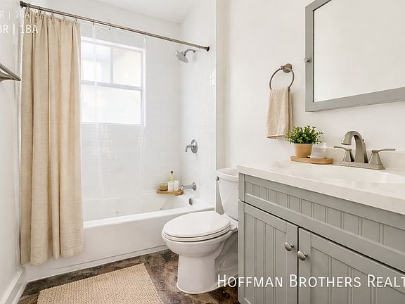 5th image of 858 N La Fayette Park Pl #1