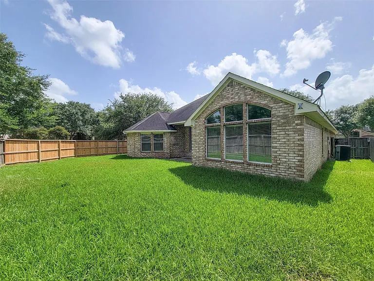 3735 Tidalwood Dr — Photo 47