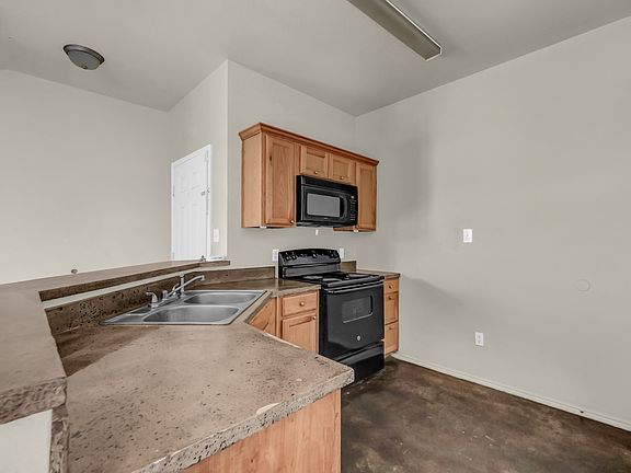 2nd image of 141 Lindas Creek Ln