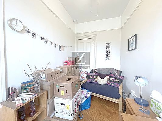 4th image of 384 Greene Ave #3