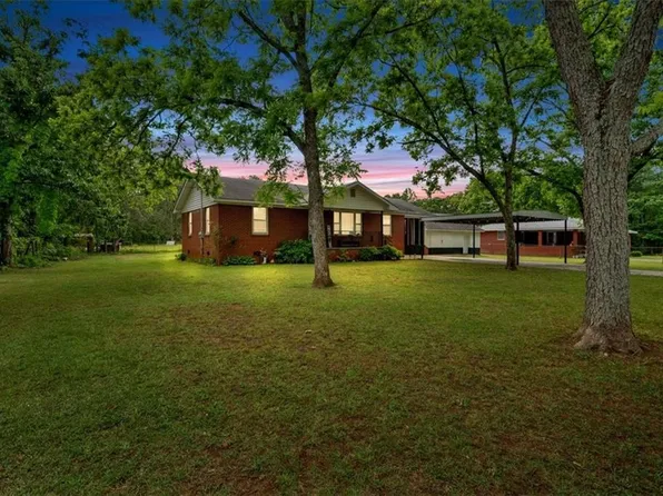 7783 Cantrell Rd, Douglasville, GA 30135