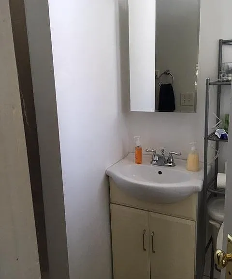 5235 N Winchester Ave — Photo 6