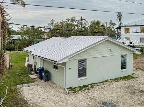 29 Mound Pl, Terra Ceia, FL 34250