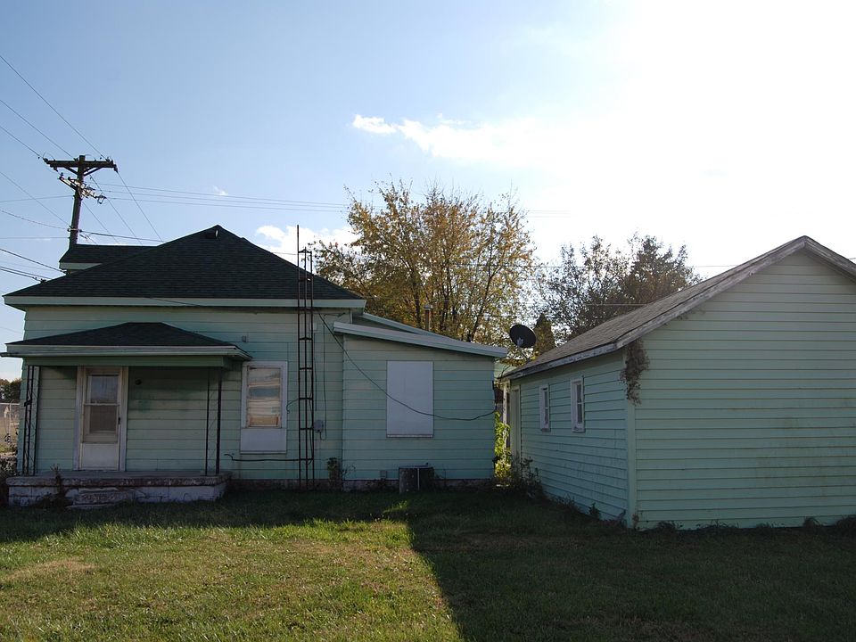 1st image of 1209 S Perkins Ave