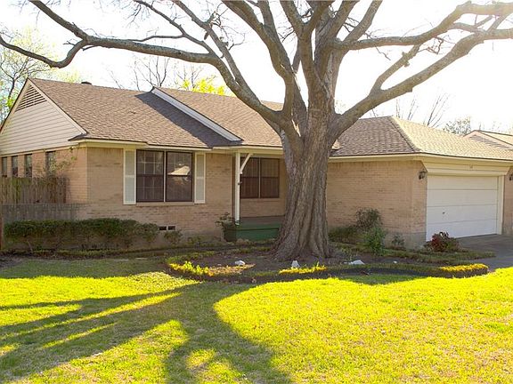 2nd image of 749 James Dr