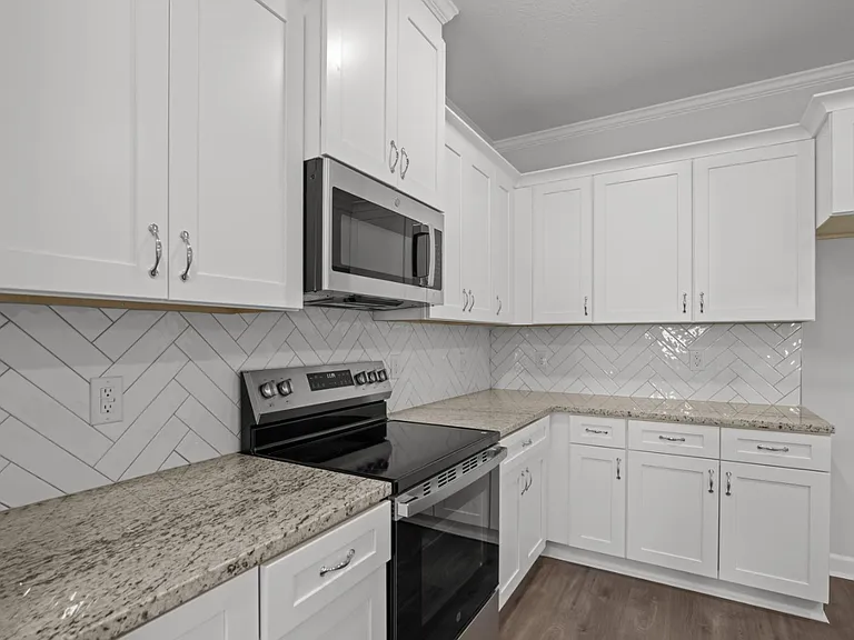 8163 Snelling Dr — Photo 16