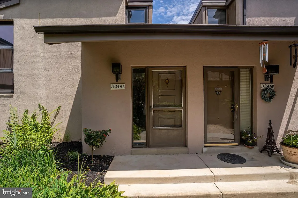 Building Photo - 11246 Crystal Run #A