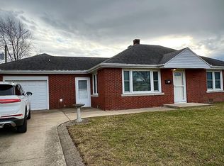 716 Cook Blvd, Bradley, IL 60915