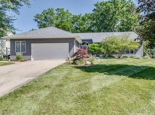 115 Elsinore Ln, Battle Creek, MI 49015