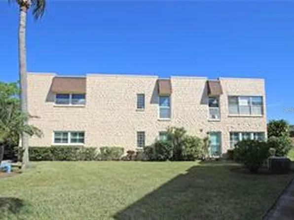 221 Cedarwood Cir #221, Seminole, FL 33777