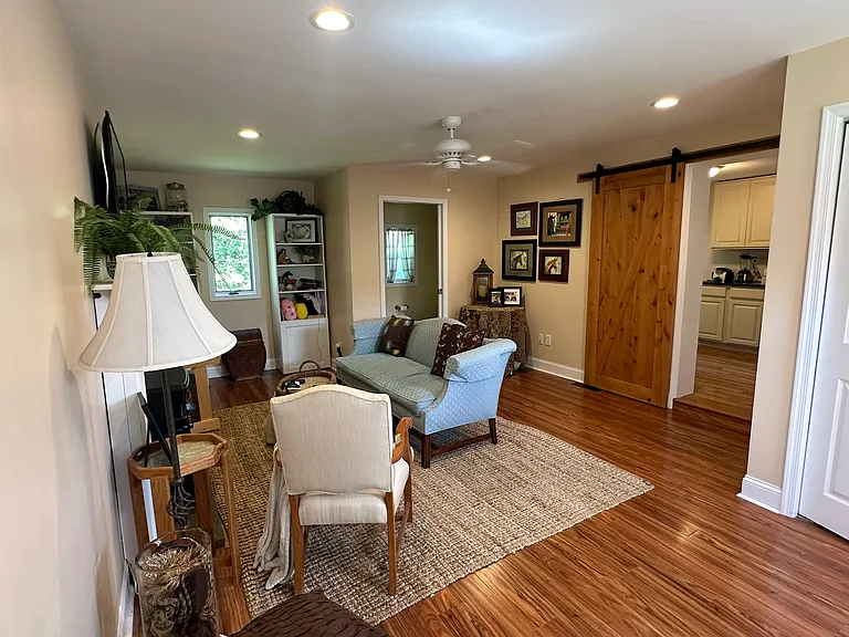 217 Lyster Rd — Photo 9