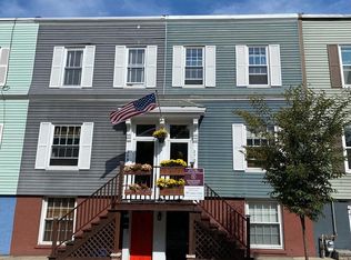 370 E 8th St, South Boston, MA 02127